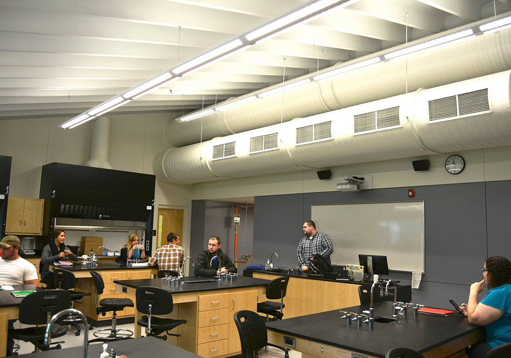 Concordia-Univ-Science-Bldg-Lab