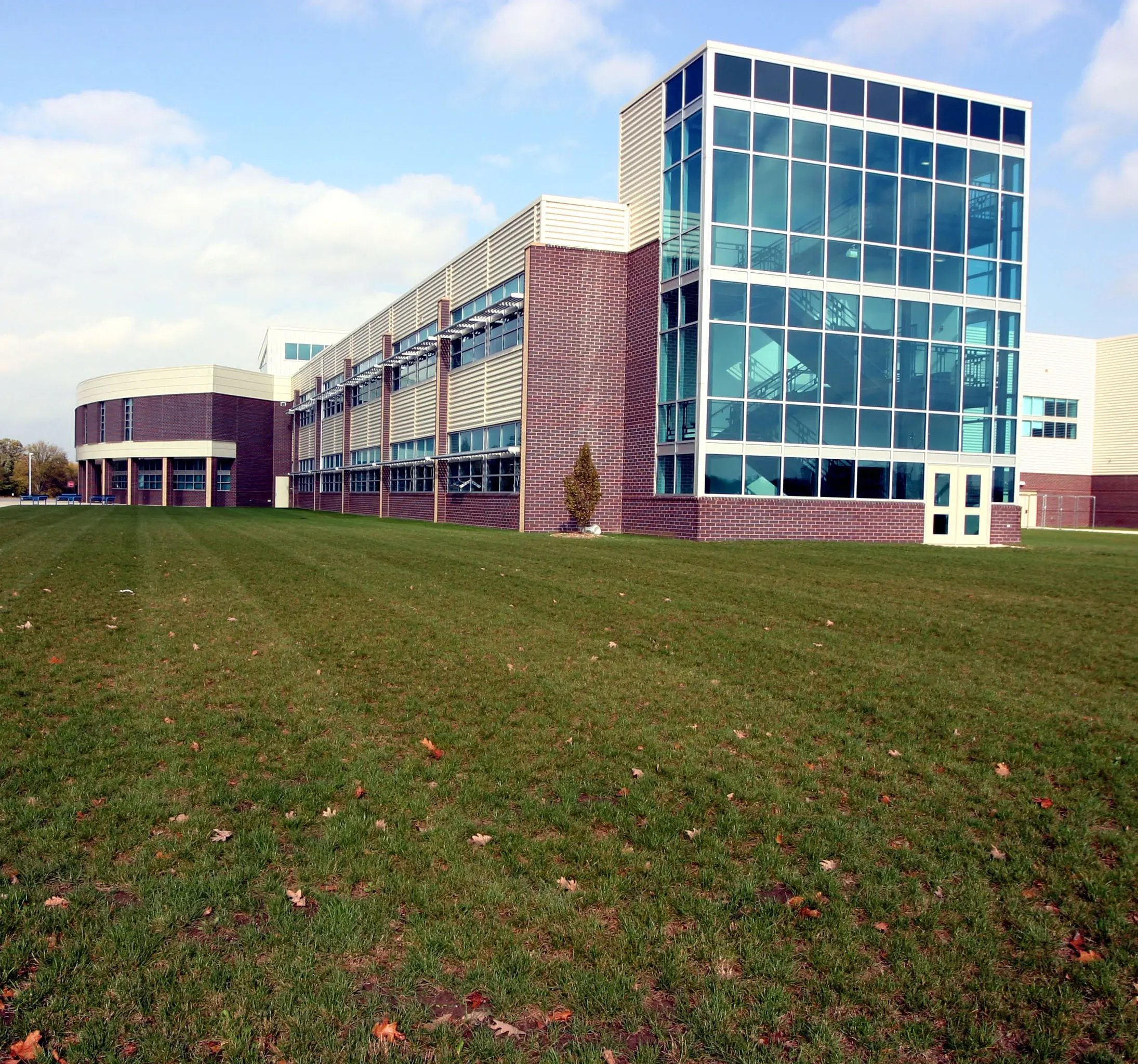 Whitmore Lake HS Exterior