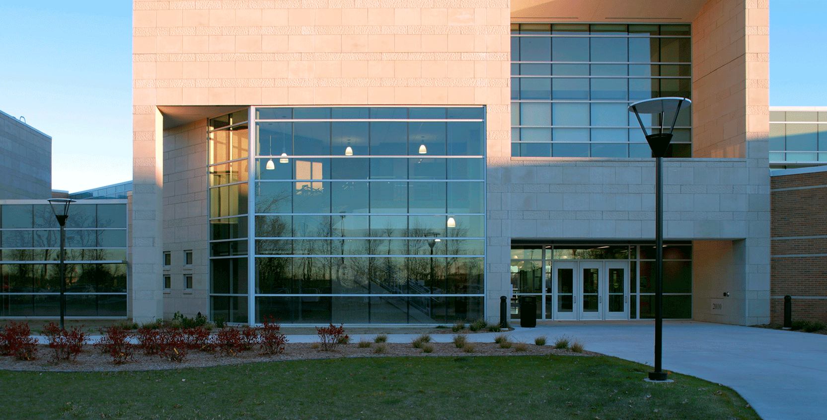 SVSU-CHHS-Exterior-8