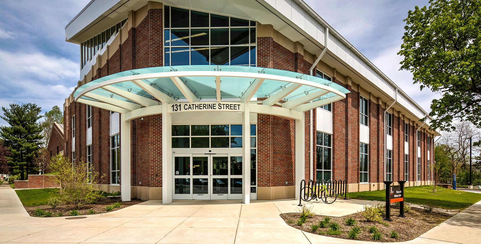 Kalamazoo-College-Fitness-&-Wellness-Ctr-Exterior-Day-1665x845