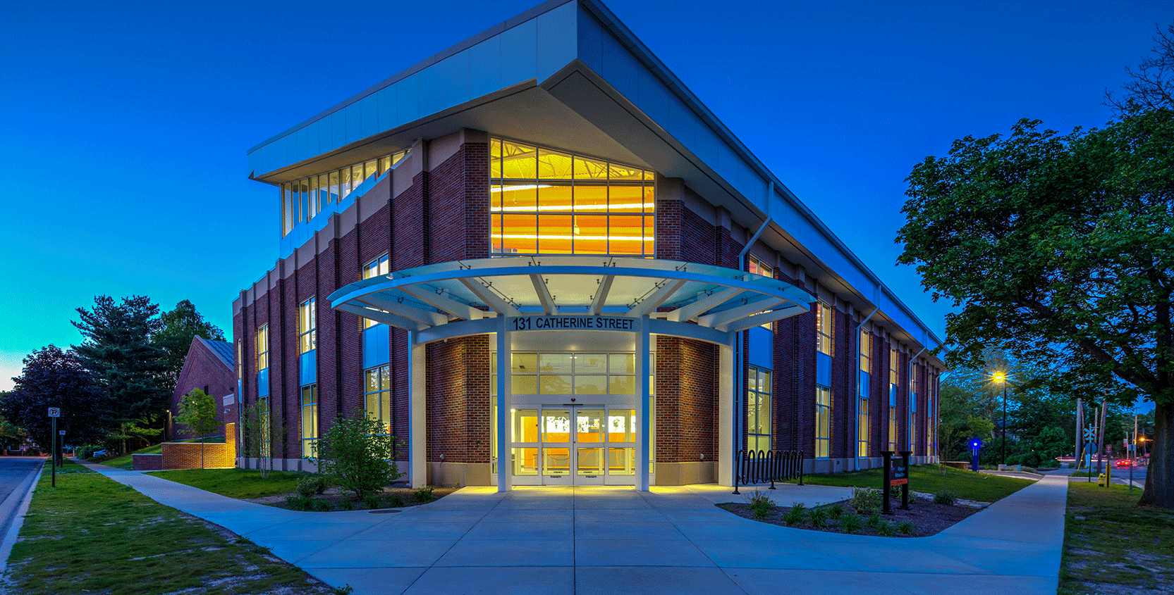 Kalamazoo-College-Fitness-&-Wellness-Ctr-Exterior-Night-2-1665x845