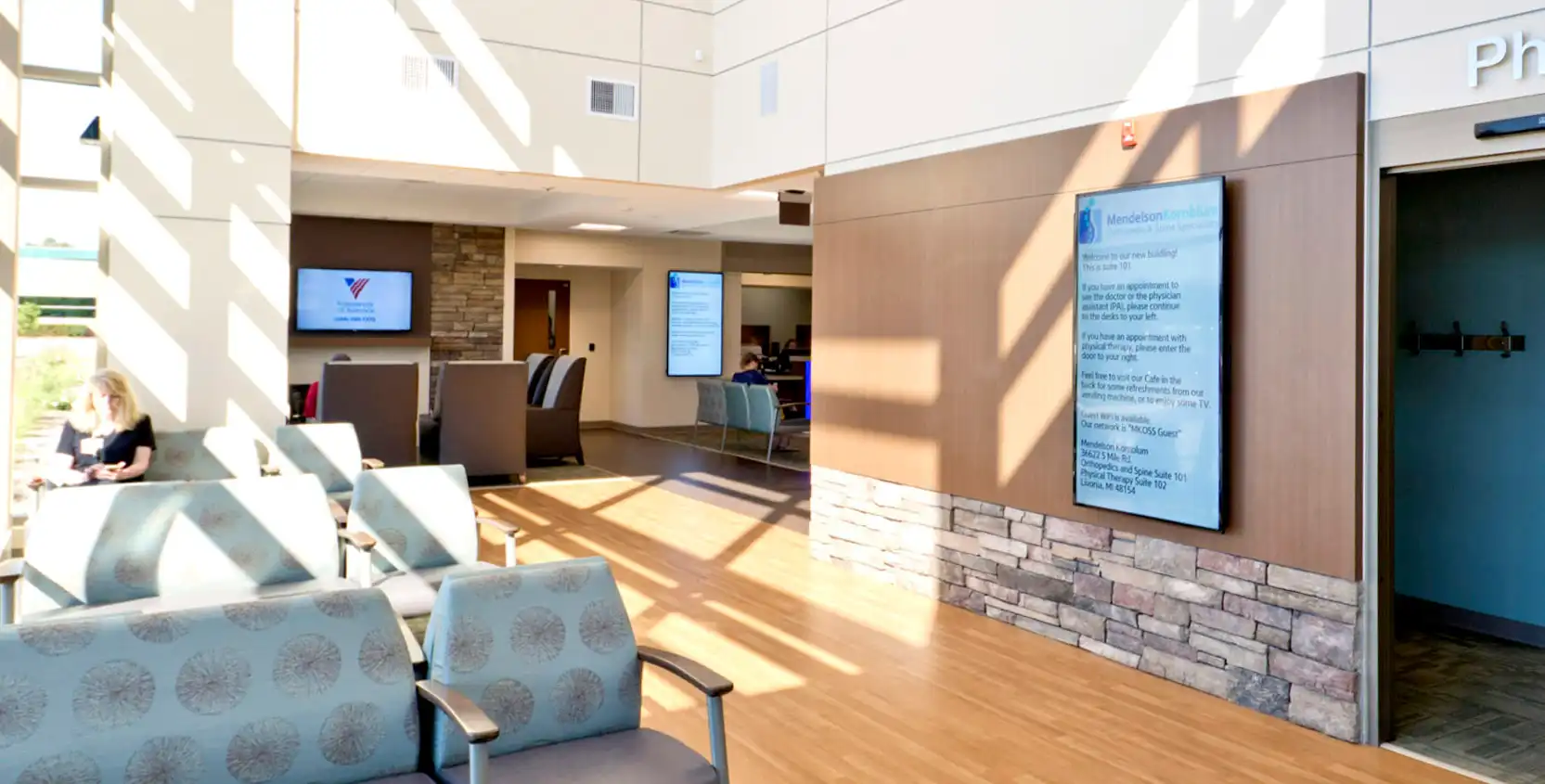SJMH-Mendelson-Kornblum-Orthopedics-MOB-Lobby-1665x845