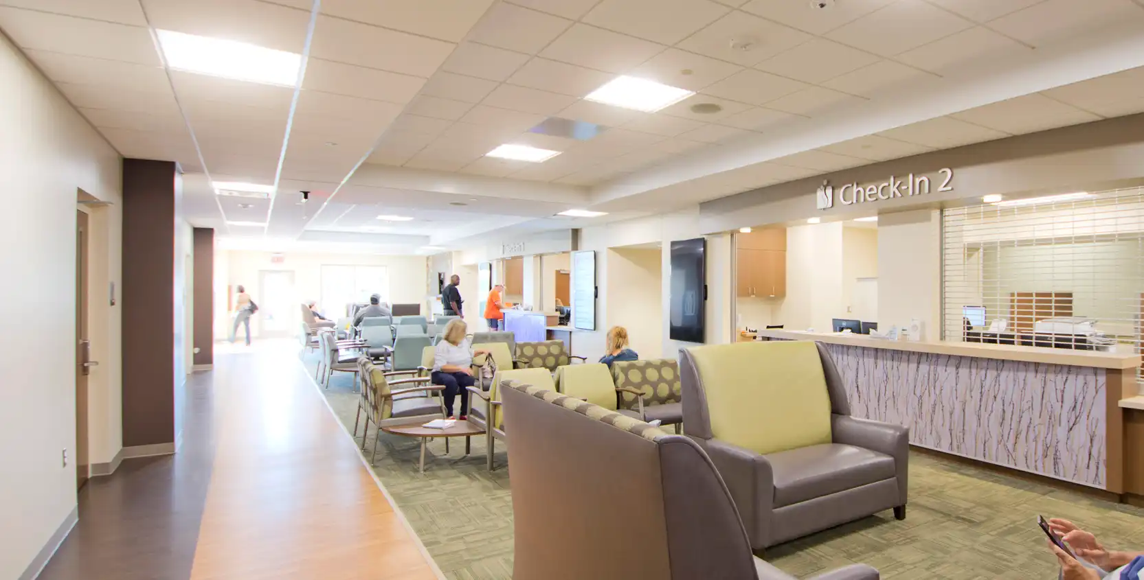SJMH-Mendelson-Kornblum-Orthopedics-MOB-Patient-Lobby-2-1665x845