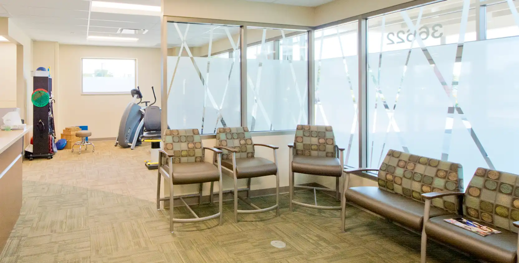 SJMH-Mendelson-Kornblum-Orthopedics-MOB-Physical-Therapy-1665x845