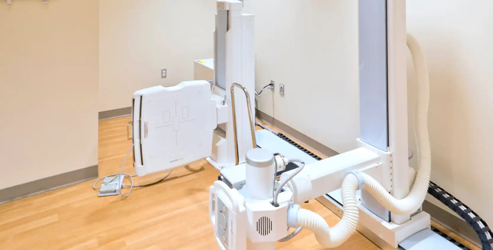 SJMH-Mendelson-Kornblum-Orthopedics-MOB-X-Ray-1665x845