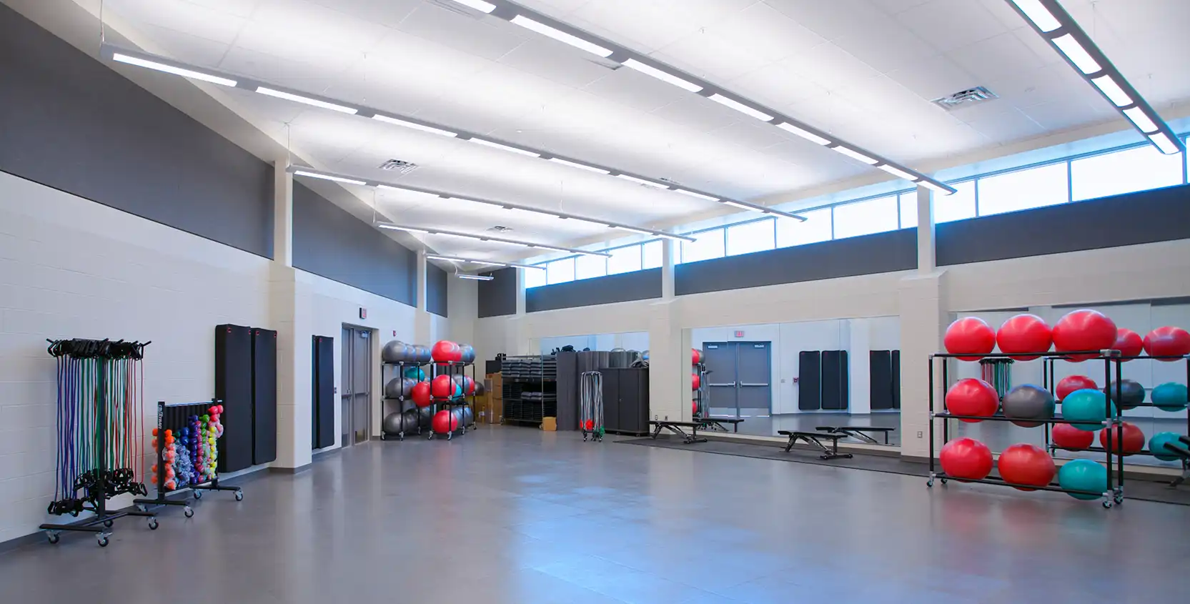 Oakland-Community-College-Science-Bldg-Addition-Fitness-Room_1665x845