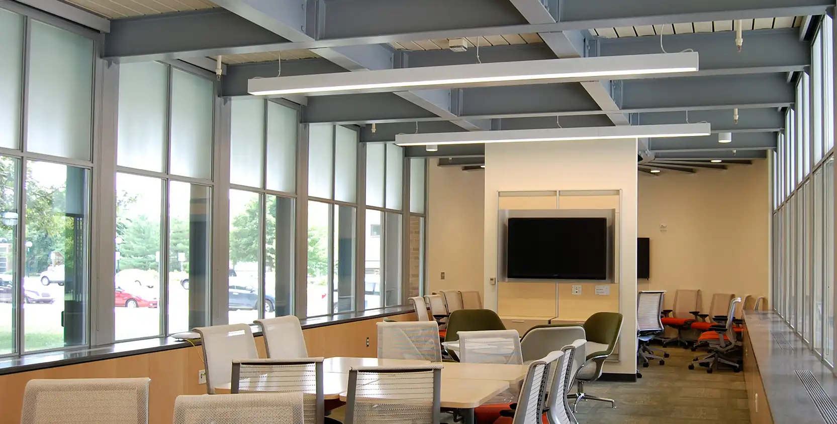 University-of-Michigan-Michigan-Memorial-Phoenix-Lab-Conference-Room-2_1665x845